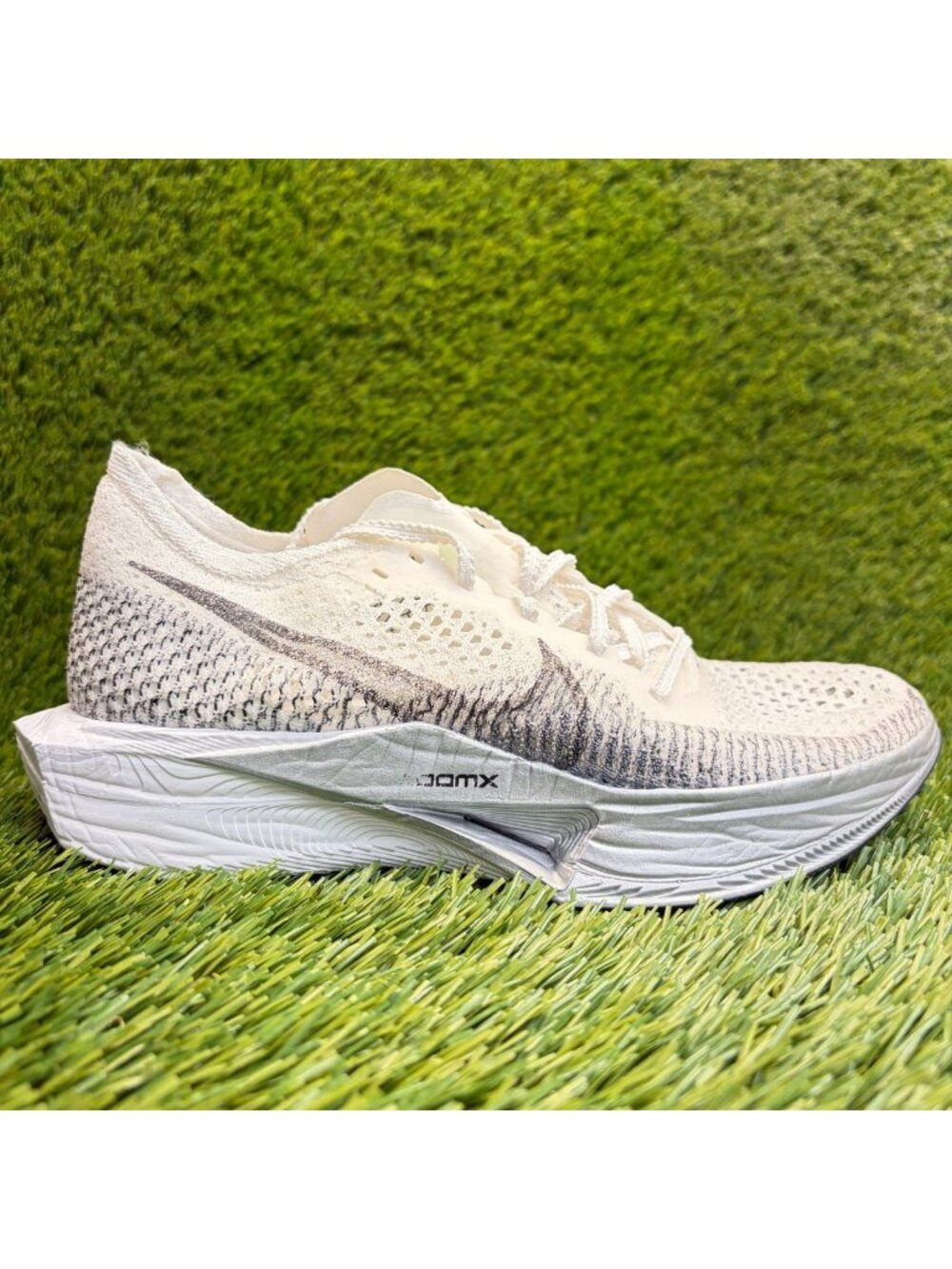 Nike ZoomX Vaporfly Next% 3 Womens Size 6.5 White Black Running Shoes Sneakers